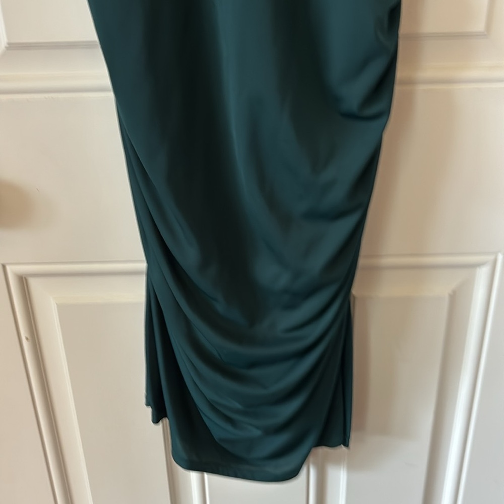 Bcbg Maxazria Size Large A Deep Emerald Green Dre… - image 6